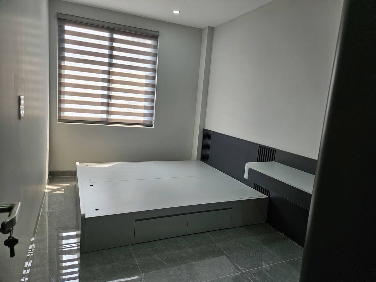 NHÀ MỚI ĐẸP - LÔ GÓC - Ô TÔ 7 CHỖ - KINH DOANH - THANG MÁY  Ngọc Lâm-Long Biên 42m2, X 6 Tầng, mặt - Ảnh chính